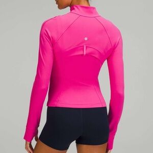 Lululemon Nulu Cropped Define Jacket
Sonic Pink Size 6
